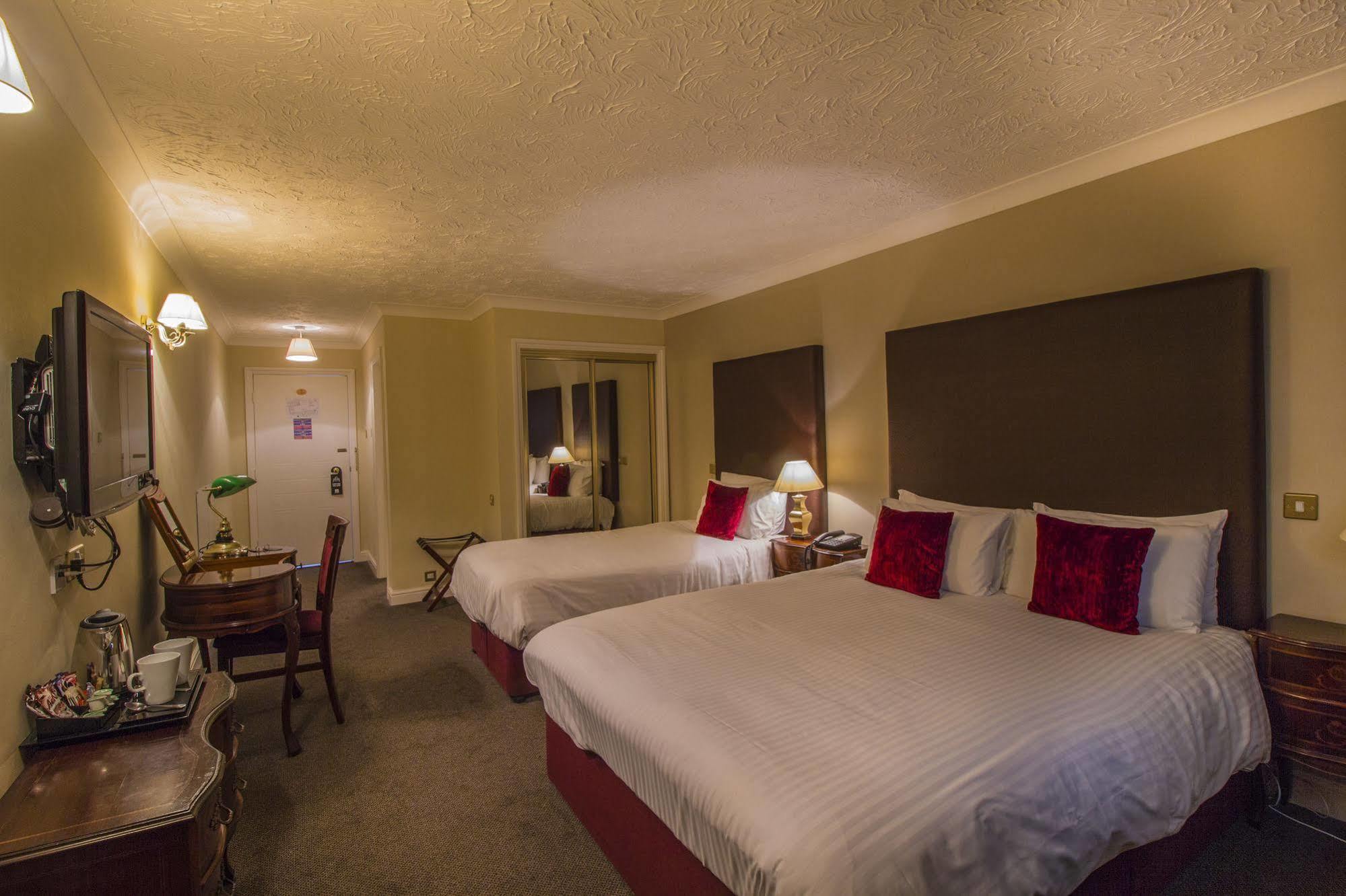 The Admiral Rodney Hotel, Horncastle, Lincolnshire Bagian luar foto